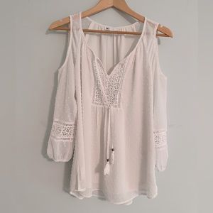 DR2 Daniel Rainn, white, cold shoulder, top (size S), like new/perfect condition